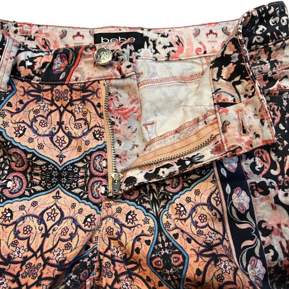 Bebe Folklore Print Skinny Jeans - Picture 11 of 14